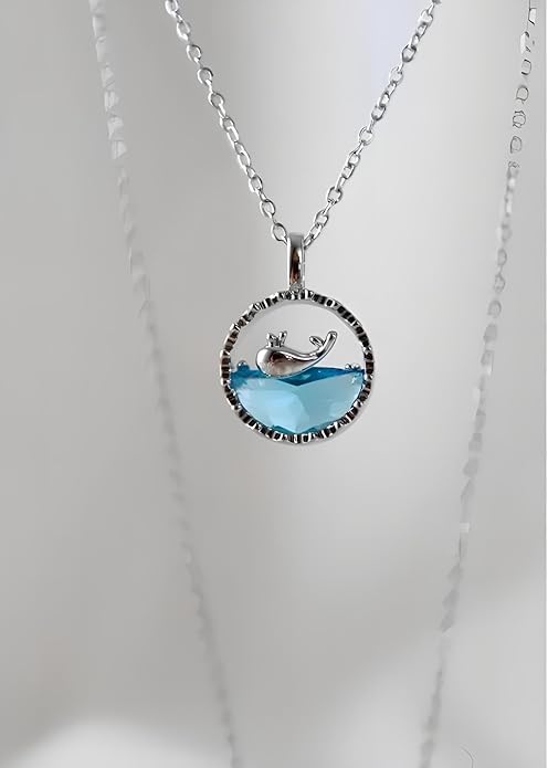 Ocean Whale Crystal Pendant Necklace – Elegant Marine Jewelry