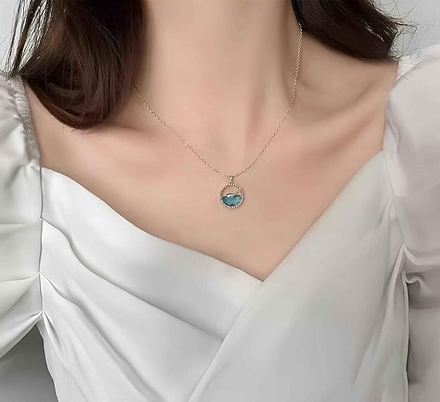Ocean Whale Crystal Pendant Necklace – Elegant Marine Jewelry