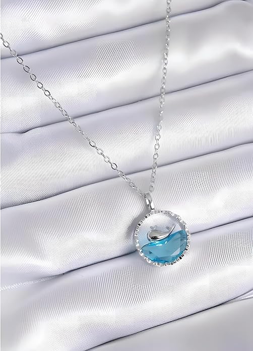 Ocean Whale Crystal Pendant Necklace – Elegant Marine Jewelry
