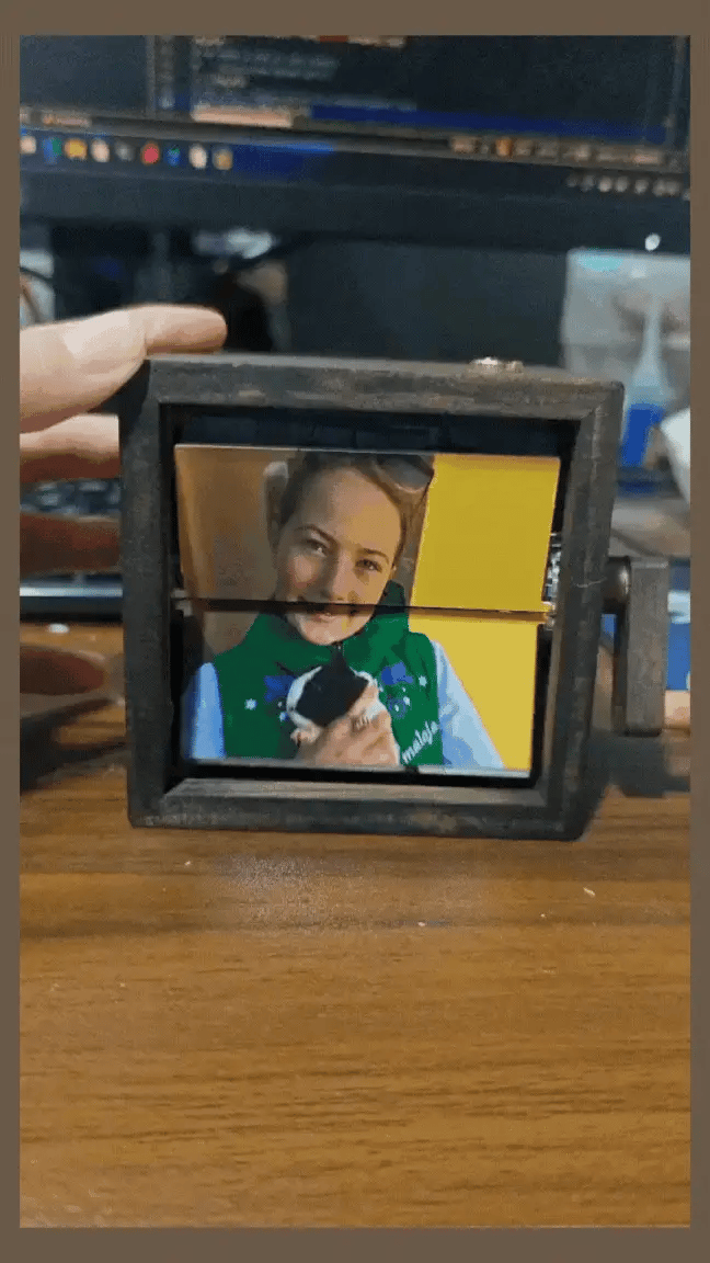 Custom 16-Photo Music Flipbook Frame